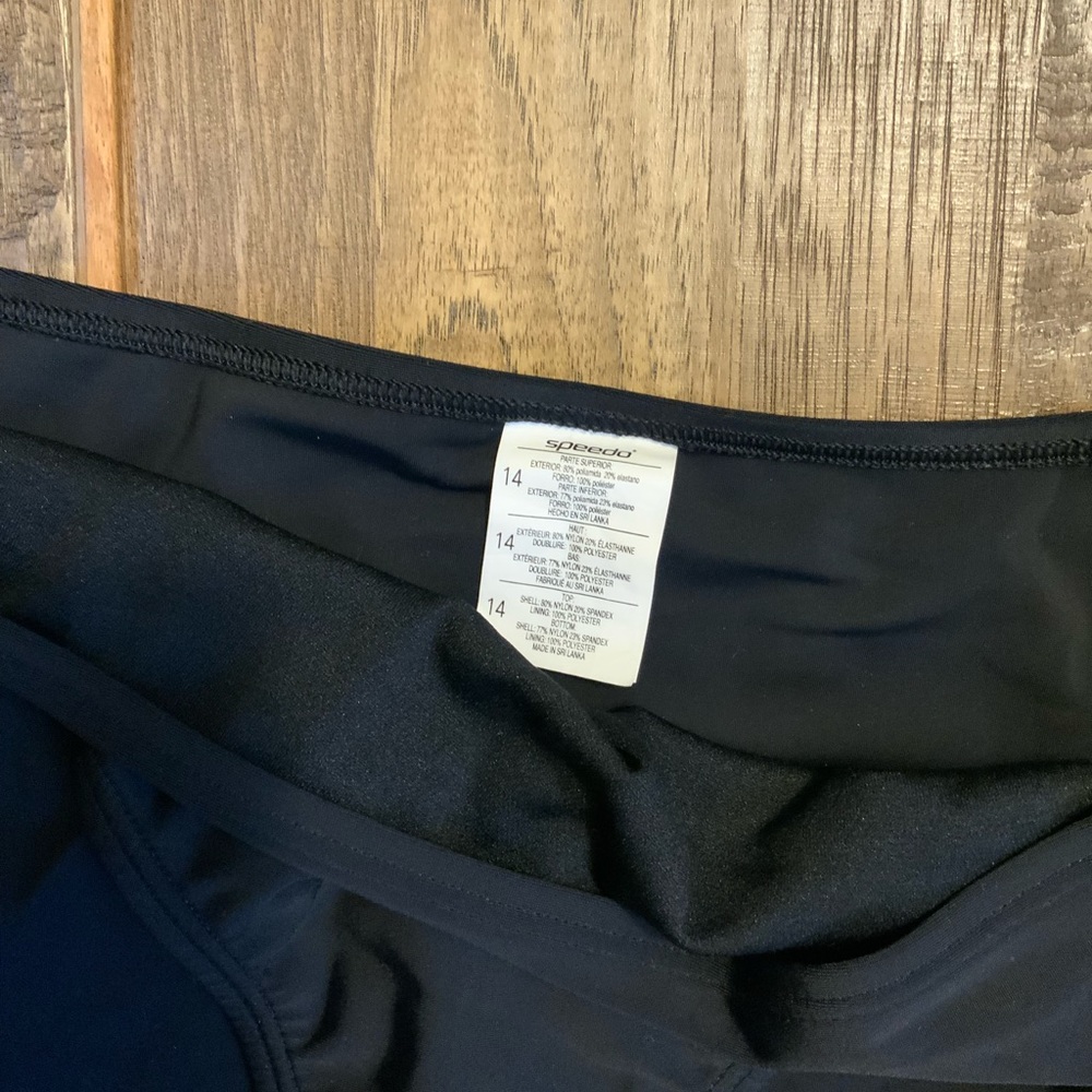 Speedo swim bikini bottoms. Size 14. - Picture 2 of 3
